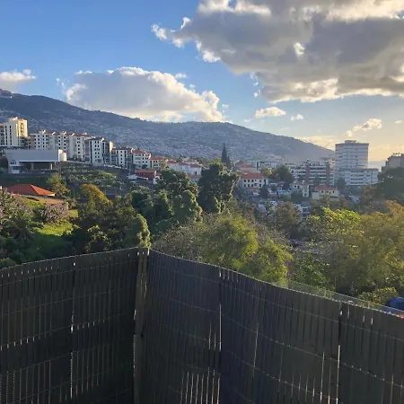 Apartment Blue River - Berlin, London, Paris, Warszawa Funchal (Madeira)